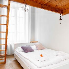 Świętojańska 13/2