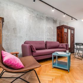 Pl. Dąbrowskiego 12/84