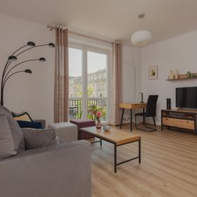 Pl. Dąbrowskiego 5/17