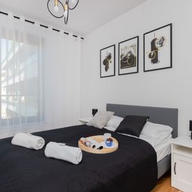 Obrońców Wybrzeża 6/48