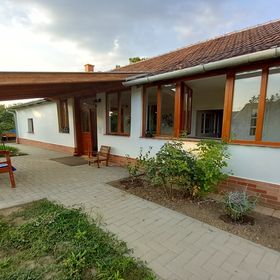 Halászmester Vendégház Nagykörű