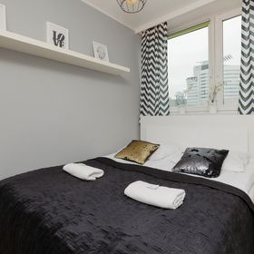 Grzybowska 6/10 m.1501