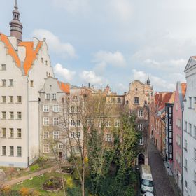 Długi Targ 25/27 m.11