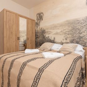 Śródziemnomorska 43/32