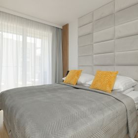 Spadochroniarzy 8A/14