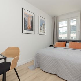 #Emilii Plater 47/39