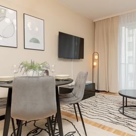 Podskarbińska 28/18