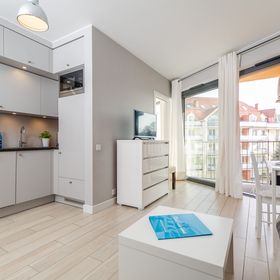 1000-lecia Państwa Polskiego 8/202.