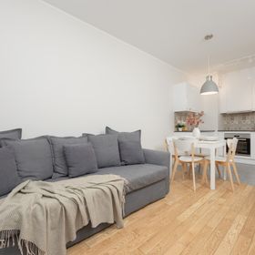 Al. Solidarności 60B/9