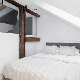 Górnych Wałów 11/5B