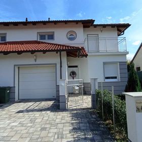 Klau & Bali Apartmanház Sopron