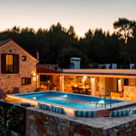 Ház Családok Részére Medencével Basina, Hvar - 23475 Basina