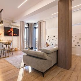 Golden View - Breathtaking Location București