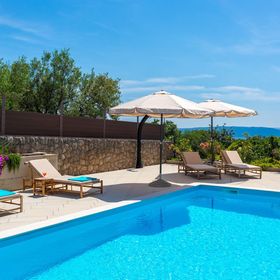 Villa Loni Bajčići