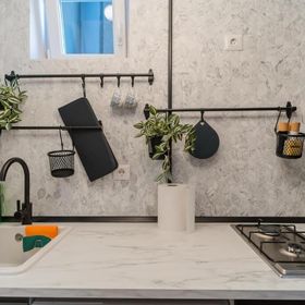 Opal Gem Studio in Old Town București