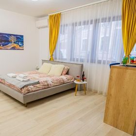 Queen Elizabeth - Ultracentral - Free Parking & AC București