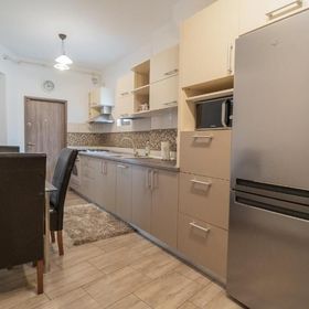 Cozy Apartment near Victoriei Square - Berzei București