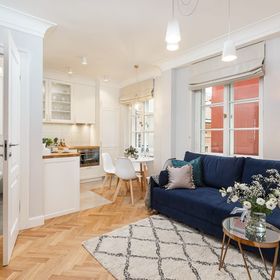 Pl. Zamkowy 15/19 m.23^