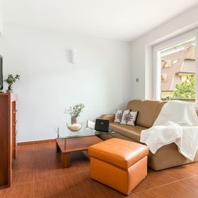 Krzeptowskiego 33/16^