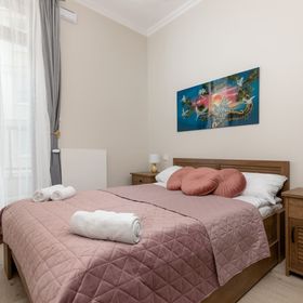 Al. Solidarności 60B/76^