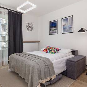 Al. Solidarności 60B/1^