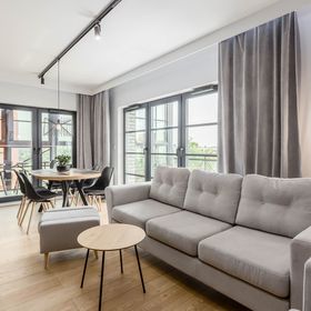 Dwie Motławy 20/85^