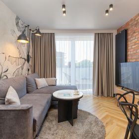 Długie Ogrody 11H/7^