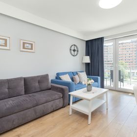 Obrońców Wybrzeża 17/211^