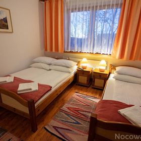 Jaroszówka Jarosy, Ząb