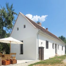 Adél Vendégház Ispánk