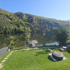 Green Rock Cabin Someșu Cald