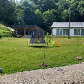 Lay House Şuncuiuş