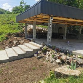 Lay House Şuncuiuş