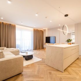 MG52 Luksusowy apartament z widokiem na Zalew Zegrzyński