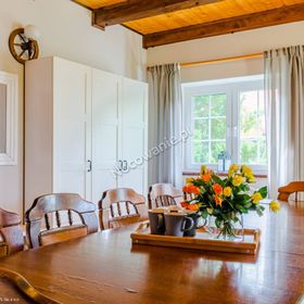 Całoroczny dom nad jeziorem z ogrodzoną posesją w sercu Mazur Węgorzewo