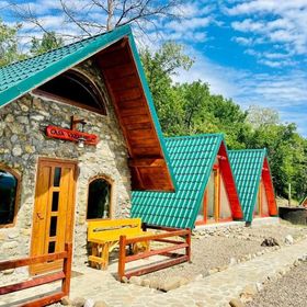 Cabana Catunu’ lui Emil Ariceștii Zeletin