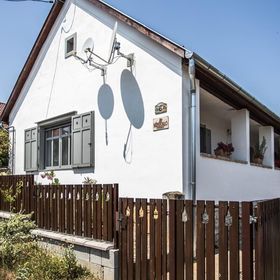 Vándorló Vendégház Kisbattyán