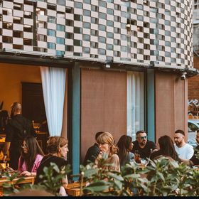 Nishani 5 Stars Boutique Motel București