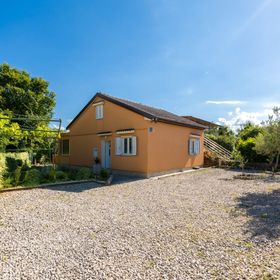 Kuća za Odmor Renata Pinezići