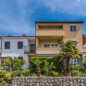 Apartmani Tena Njivice