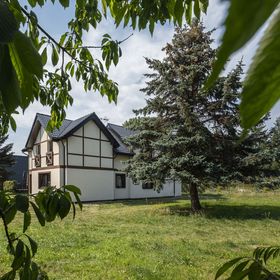 Rezydencja nad rzeką Łeba