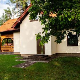 POD LASEM U SURAJÓW