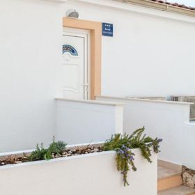 Apartment Branka Podstrana