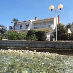 Apartment Andri Petrcane