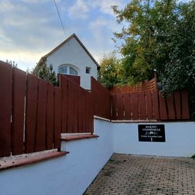 Baráti Vendégház Győrújbarát