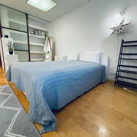 Shiraz Garden Studio