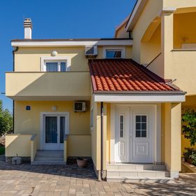 Apartment Krslovic Privlaka