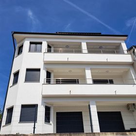 Apartment Beach view Selce