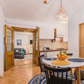 Garden Hideout - Central Apartment Brașov