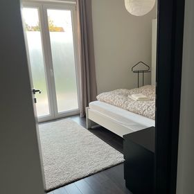 Monika's Apartman Érd